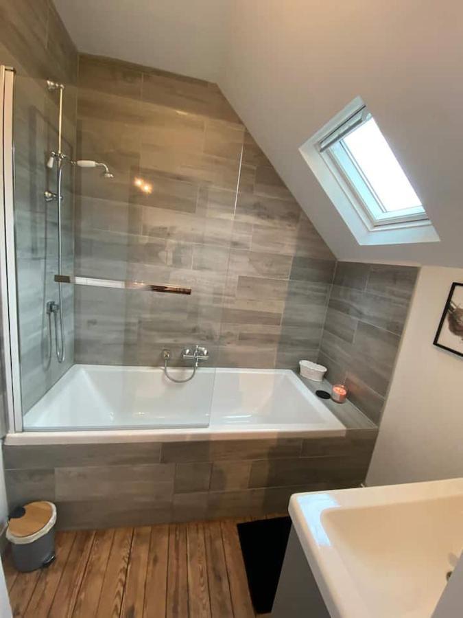 Le Manoir Des Lys Leilighet Tilly-sur-Seulles Eksteriør bilde